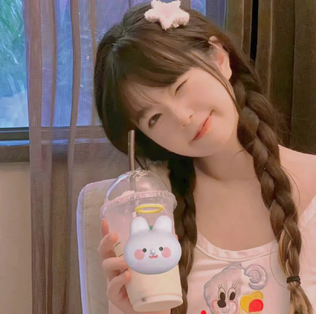 搏击傲娇小女生